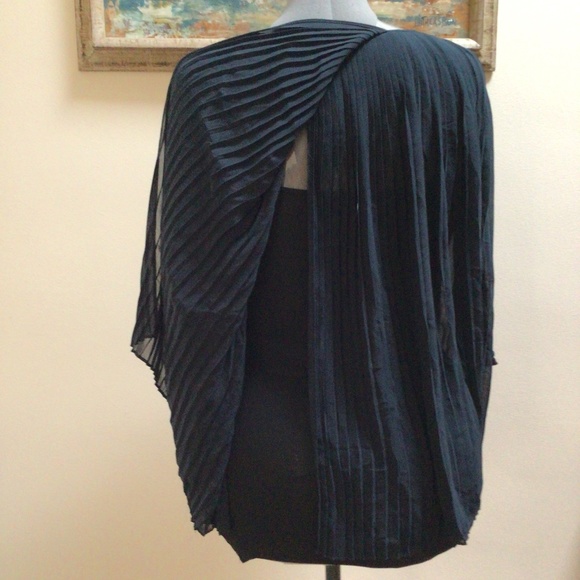 Vintage Club Monaco Pleated/Split Back Tunic Size M/M - Picture 3 of 6